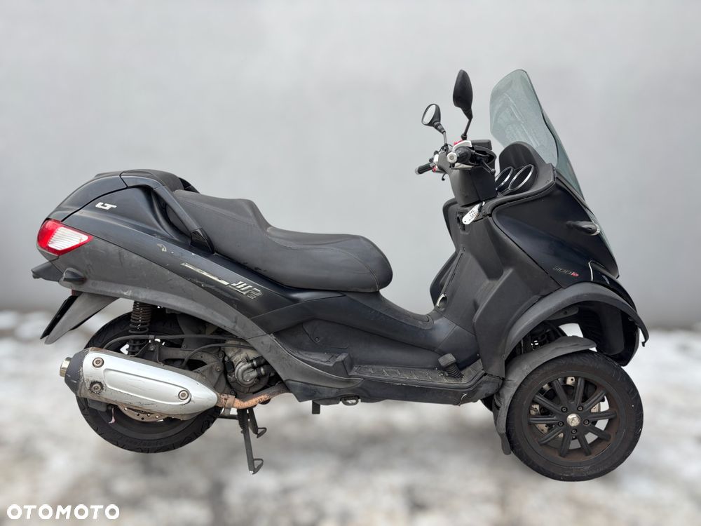 Piaggio MP-3 - 2