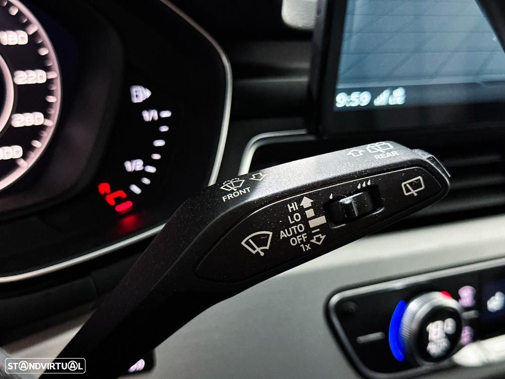 Audi A4 Avant 40 TDI quattro S line S tronic - 38