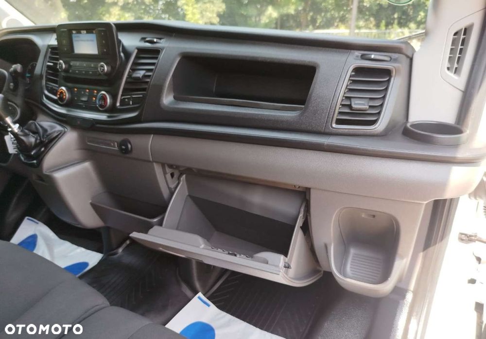 Ford Transit - 23