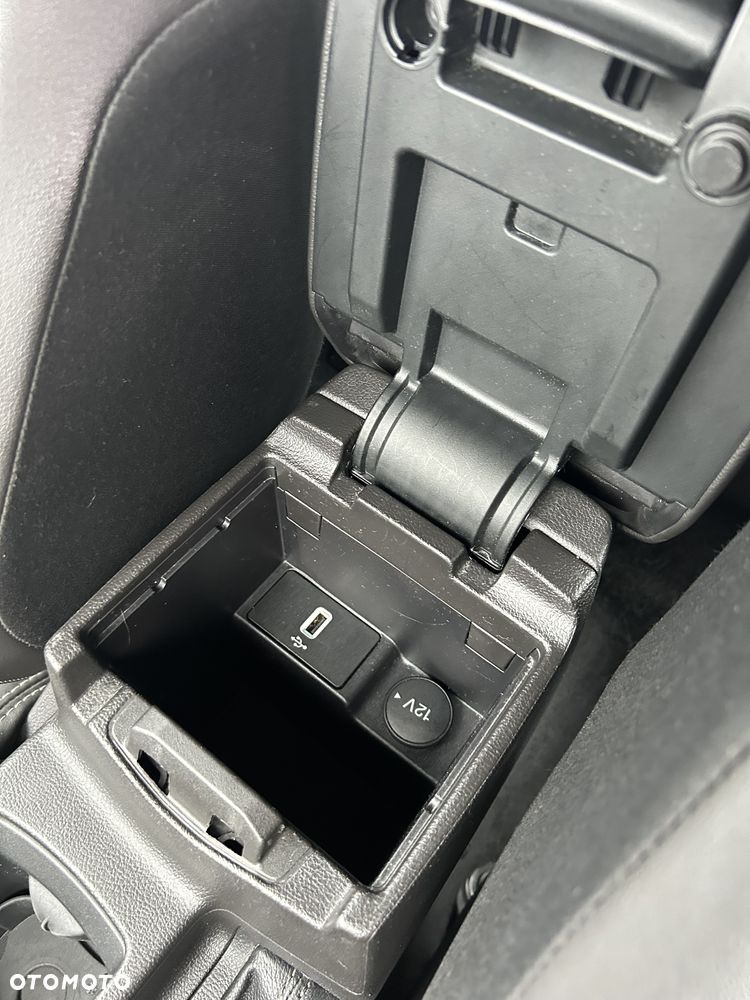 Ford Focus 2.0 EcoBoost ST - 22