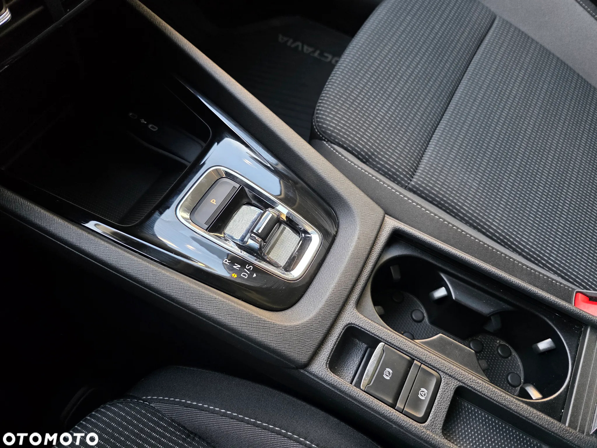 Skoda Octavia 1.4 TSI Plug-In Hybrid Ambition DSG - 20