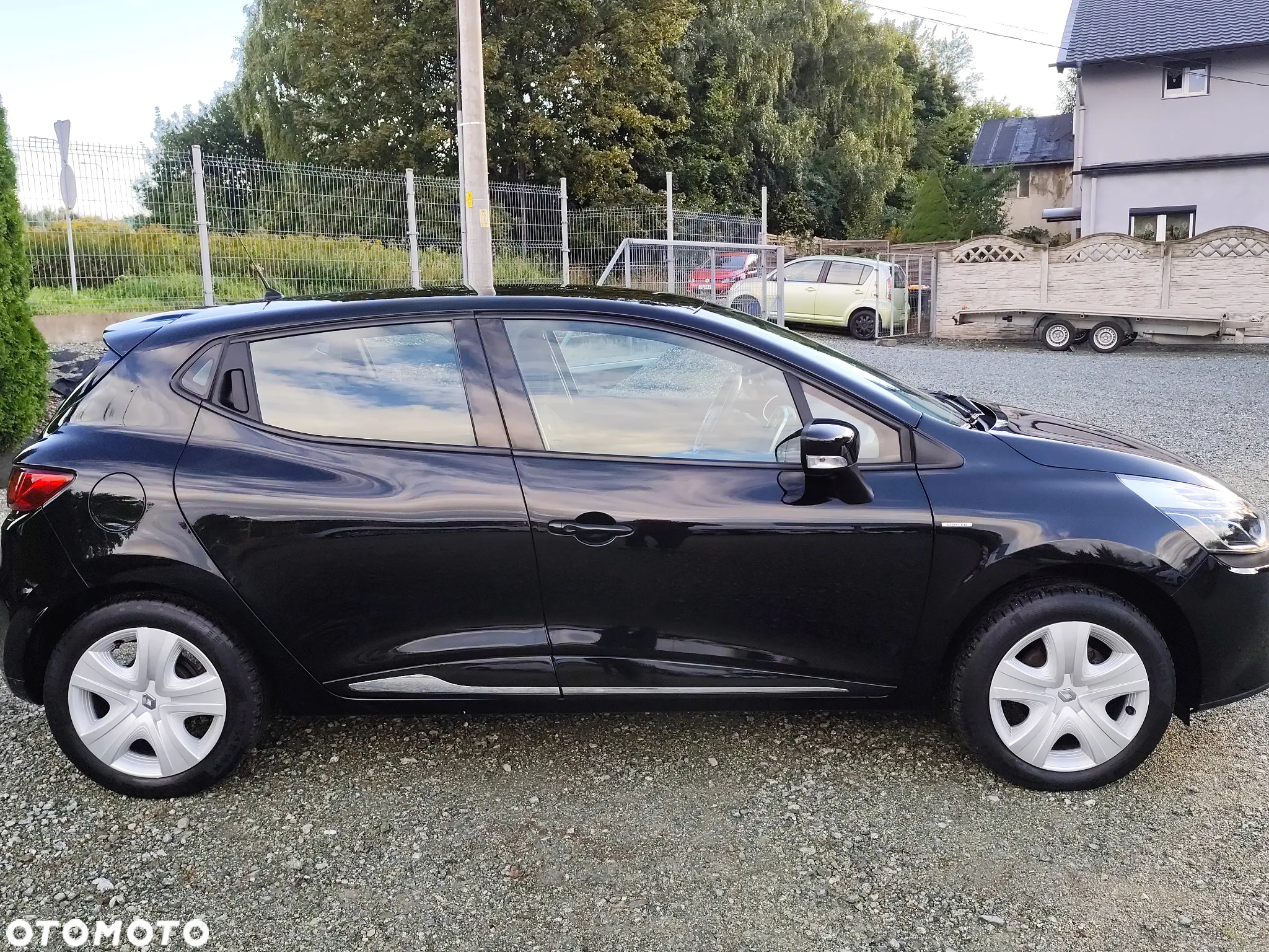 Renault Clio 1.2 16V 75 LIMITED - 7