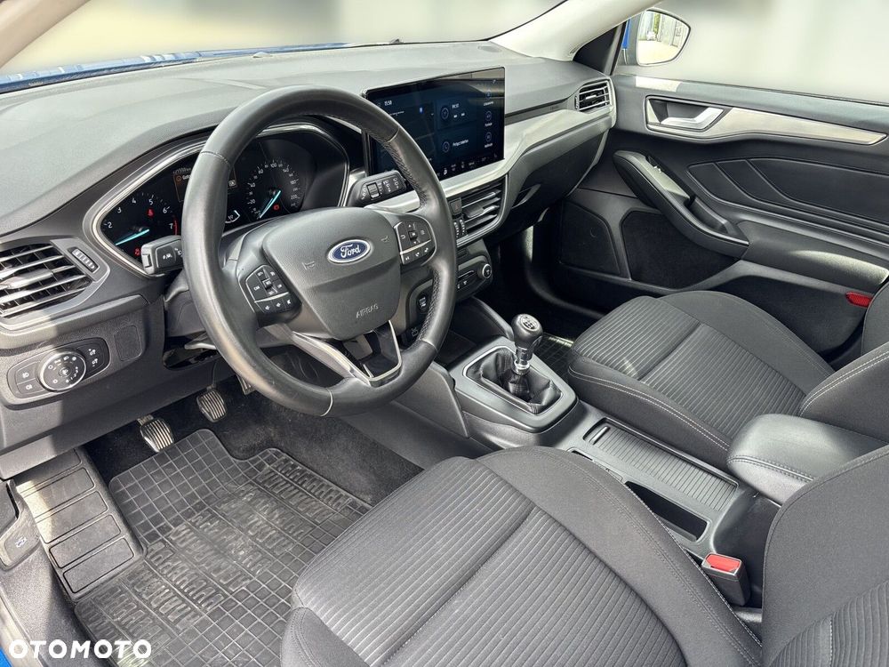 Ford Focus - 10