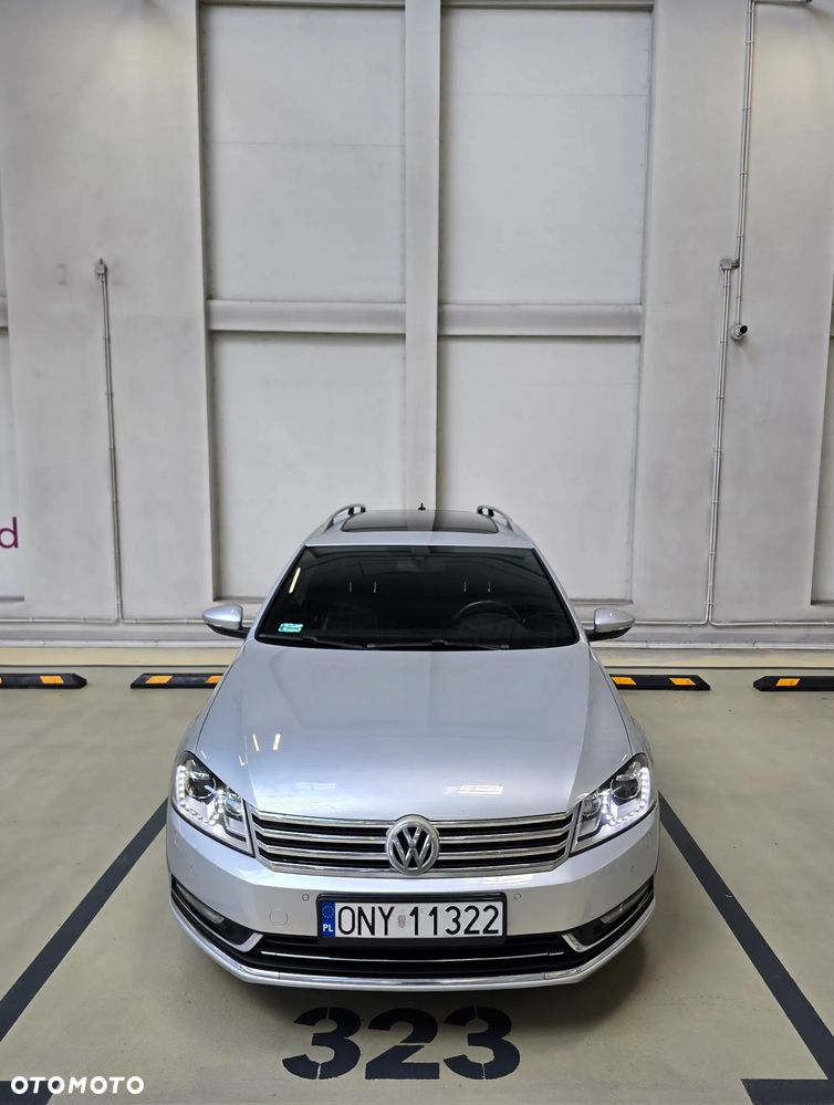 Volkswagen Passat 2.0 TDI Highline DSG - 2