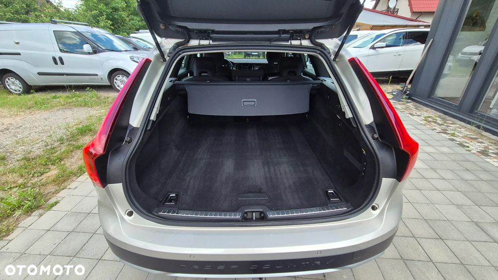 Volvo V90 Cross Country D4 AWD Geartronic - 14