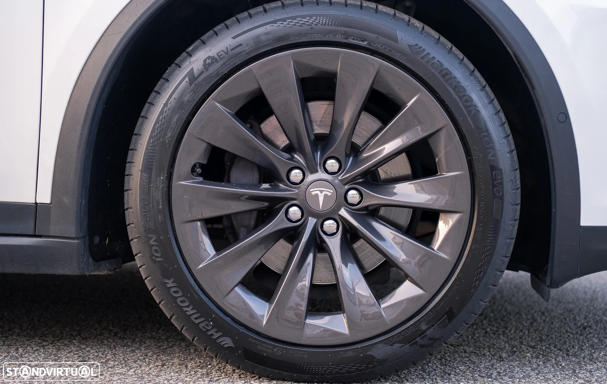Tesla Model X 100 kWh Long Range AWD - 24