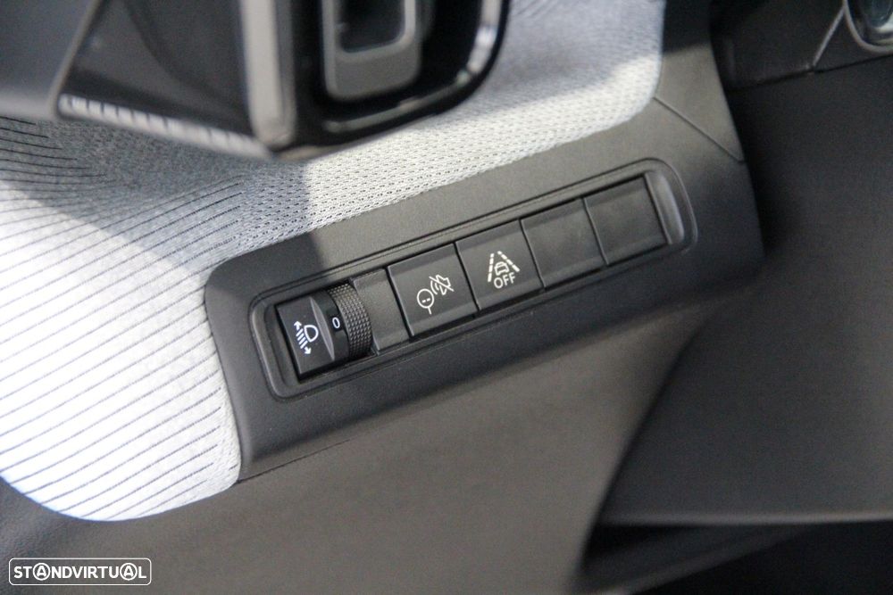 Citroën e-C3 44 kWh Autonomia Conforto Max - 12
