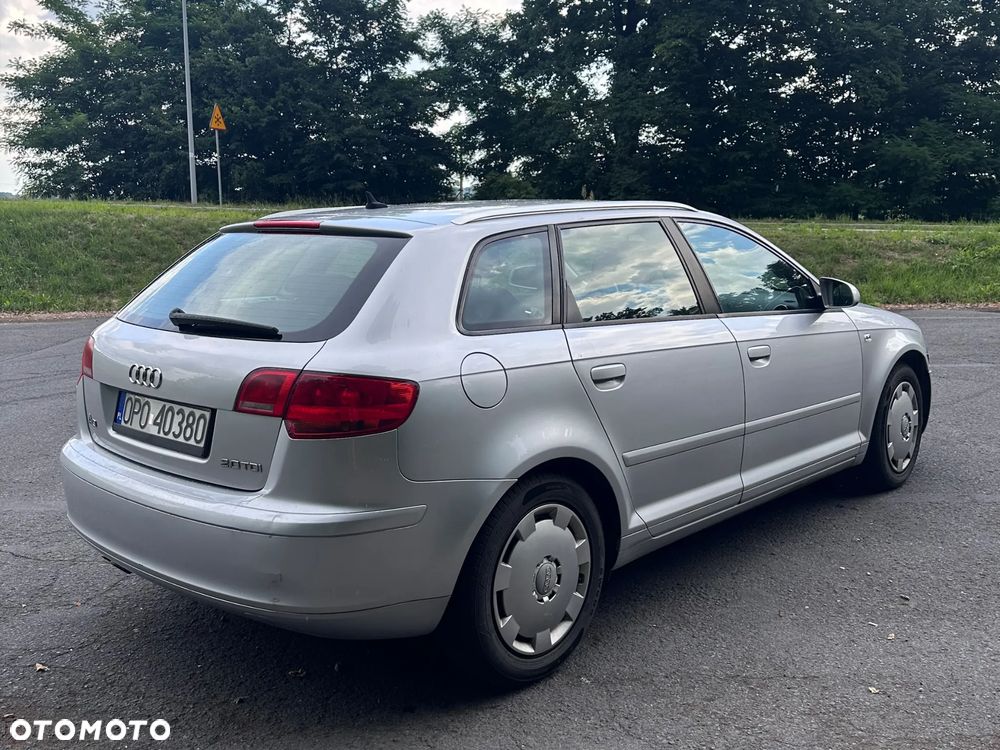 Audi A3 Sportback 2.0 TDI Ambiente - 6