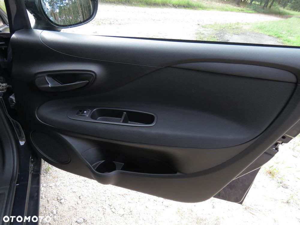 Fiat Punto 1.4 Easy S&S - 18