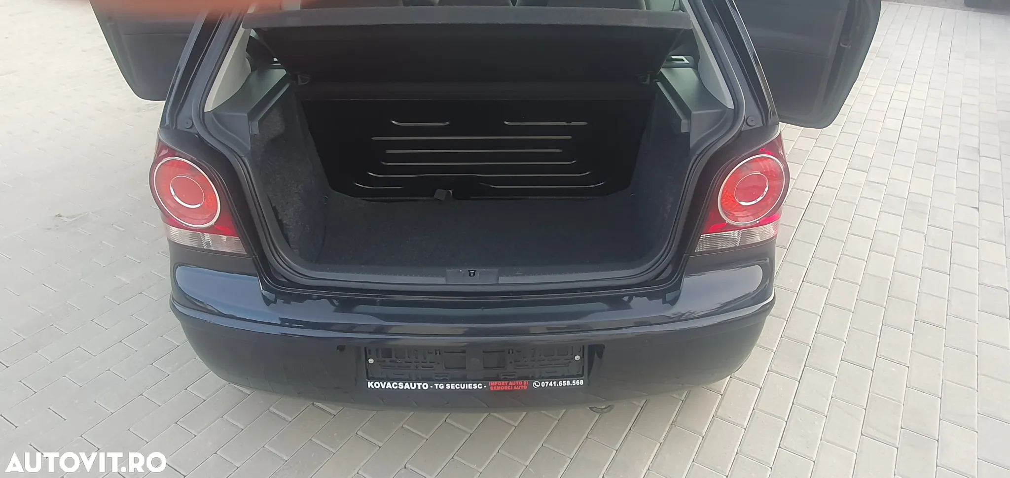 Volkswagen Polo 1.2 Sportline - 12