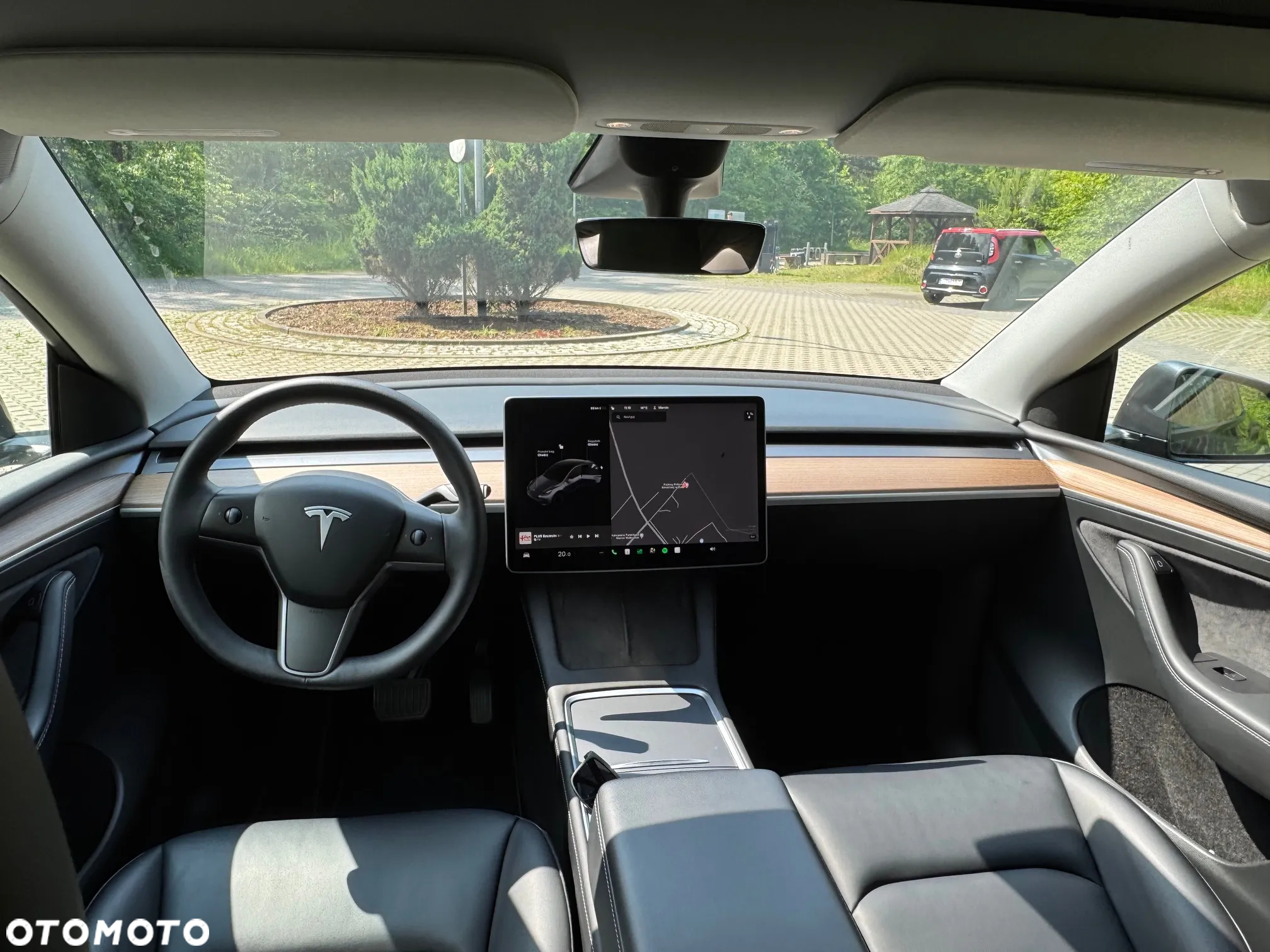 Tesla Y Model Long Range Dual Motor AWD - 25
