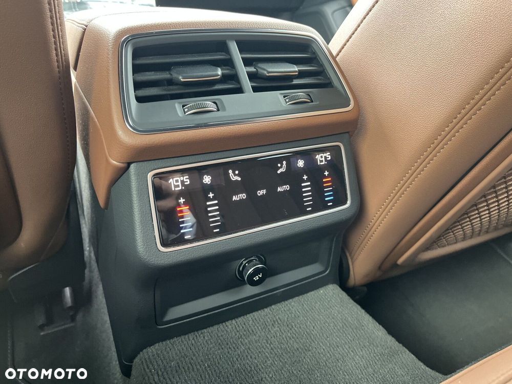 Audi A6 Allroad - 22