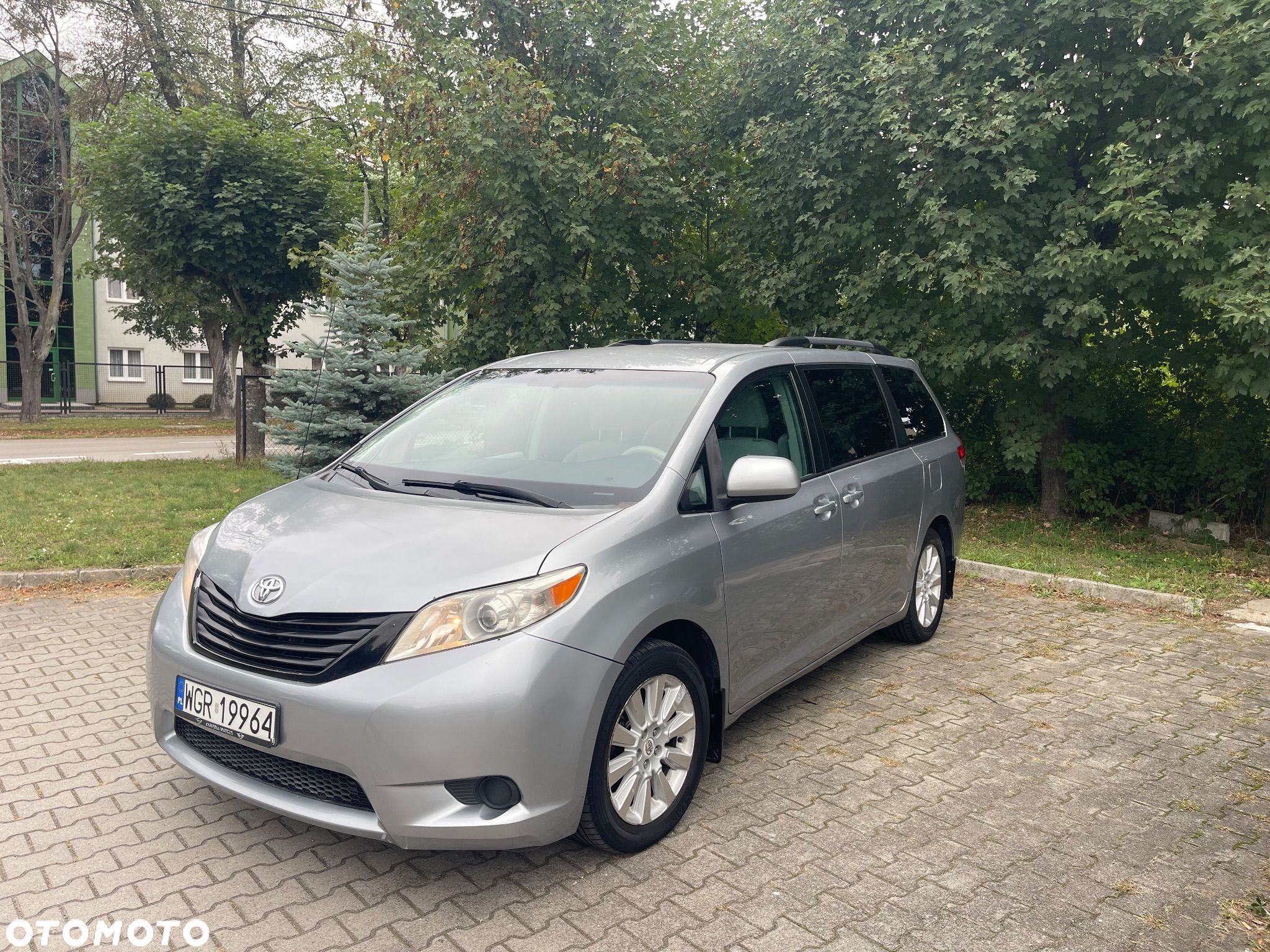 Toyota Sienna 3.5 V6 LE AWD - 1