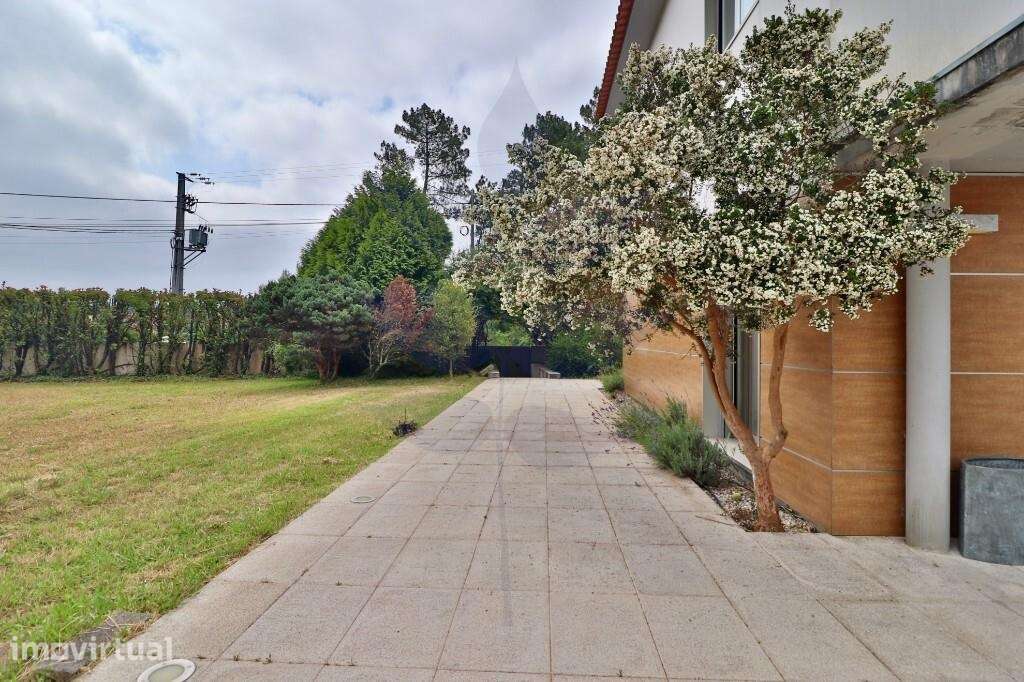 Moradia T4 Mobilada com 4.437 m2 de Terreno | Alvarães | Viana do Cast - Grande imagem: 4/60