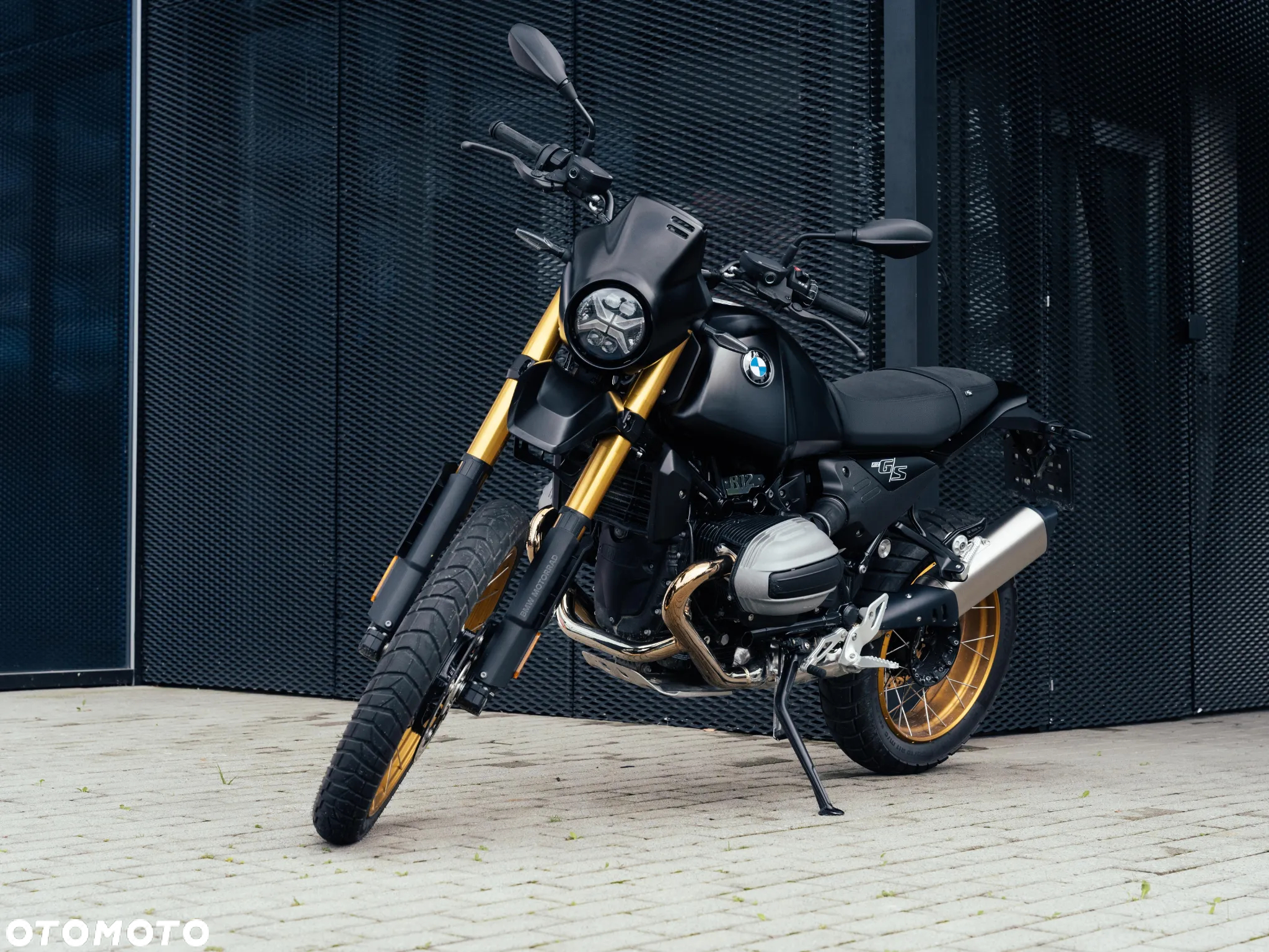 BMW R - 2