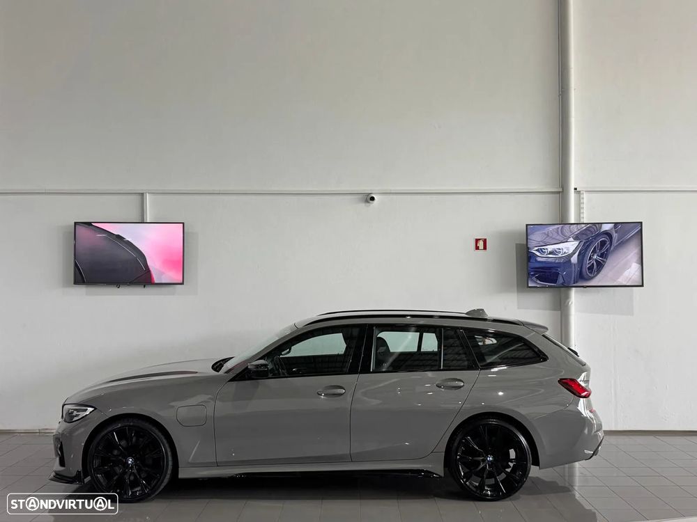 BMW 330 e Touring Pack M Auto - 10