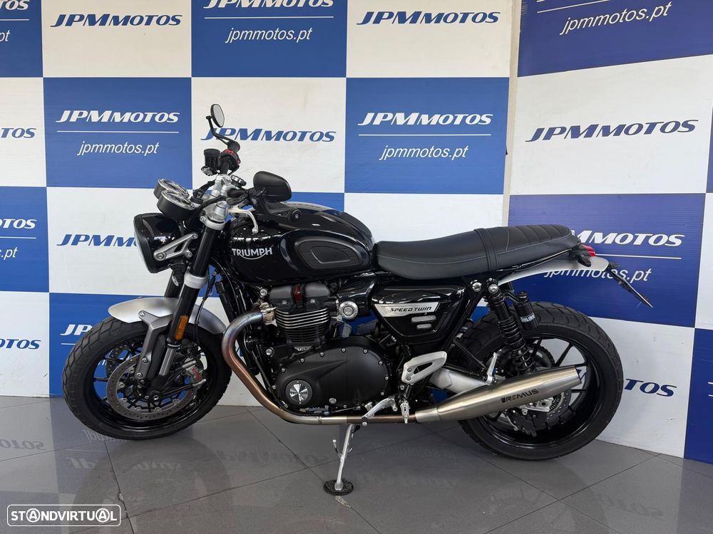 Triumph Speed Twin 1200 - 2
