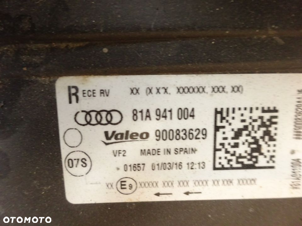 81a941004 lampa przednia prawa halogen zwykla audi Q2 81A czesci - 3