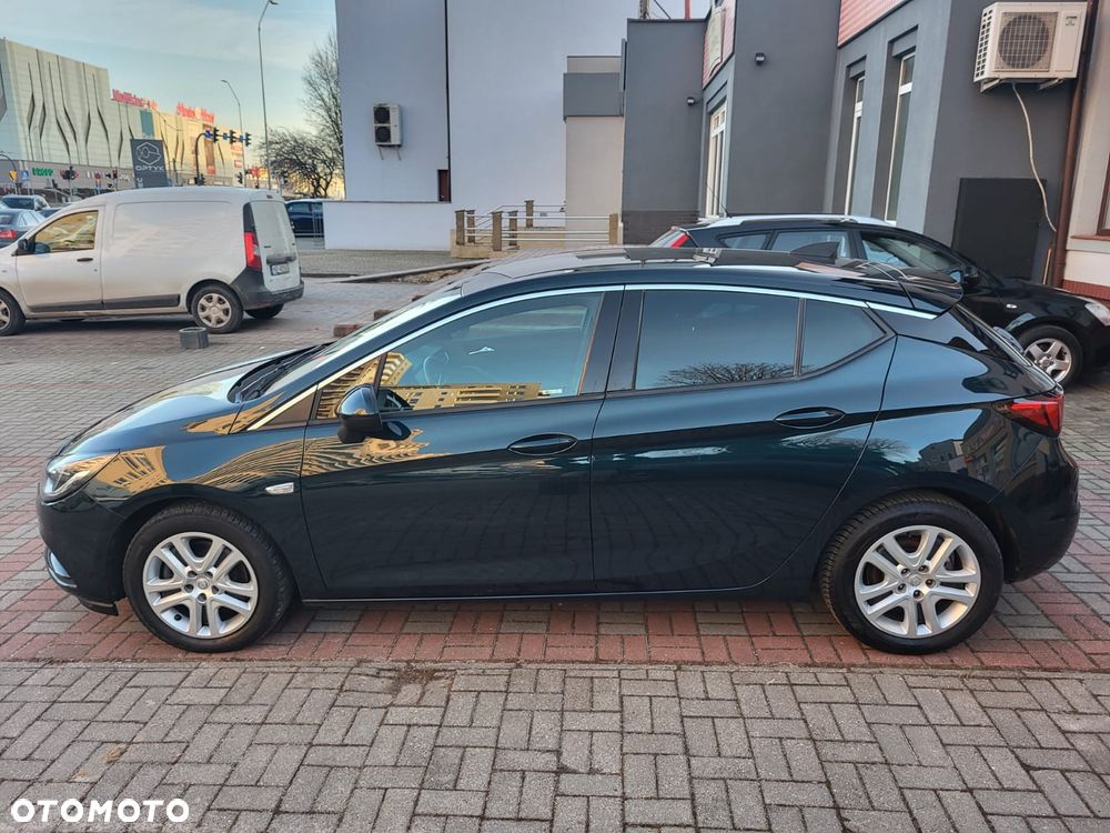 Opel Astra 1.6 D (CDTI) Dynamic - 11