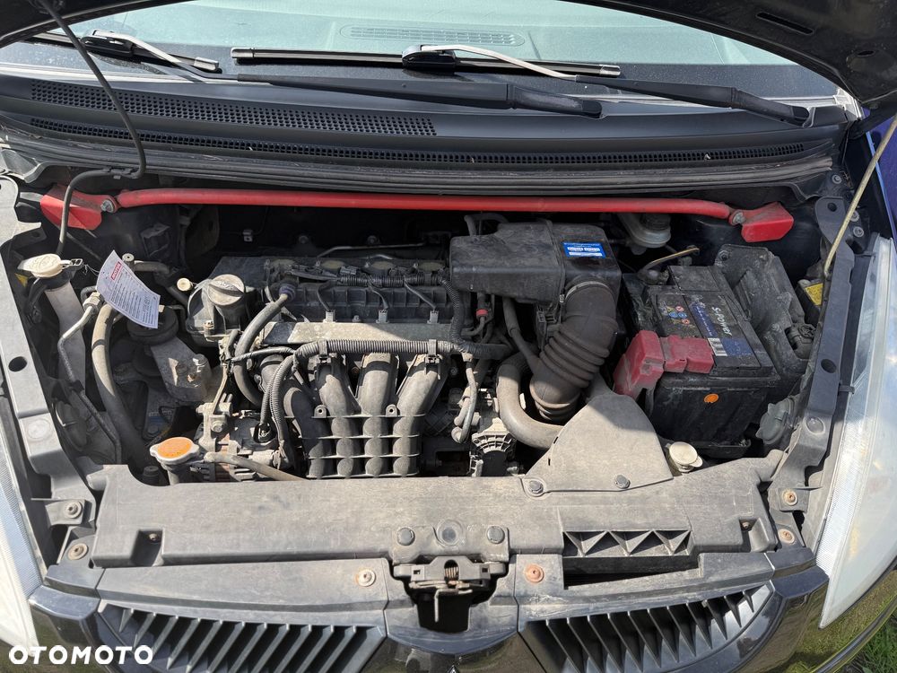 Mitsubishi Colt - 18