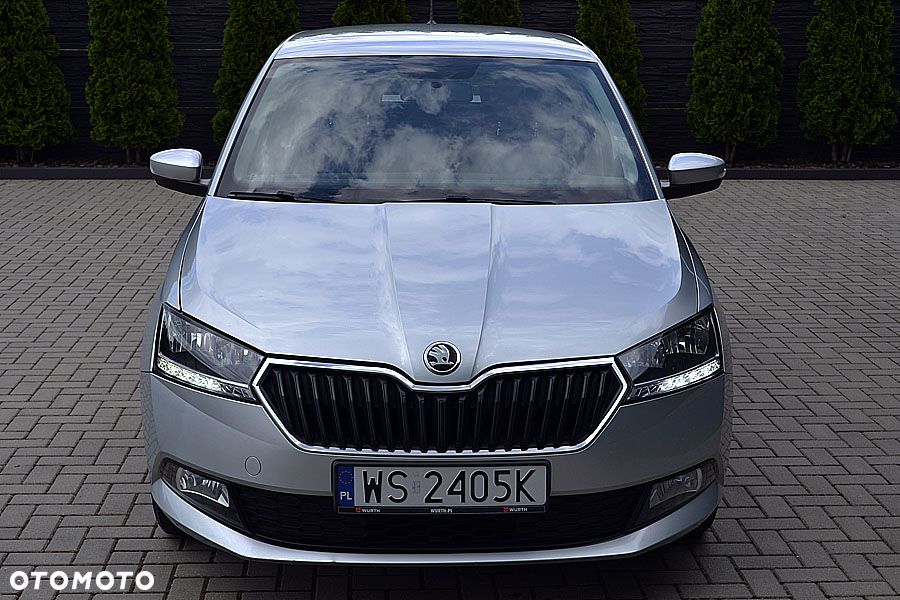 Skoda Fabia 1.0 TSI Style Color - 3