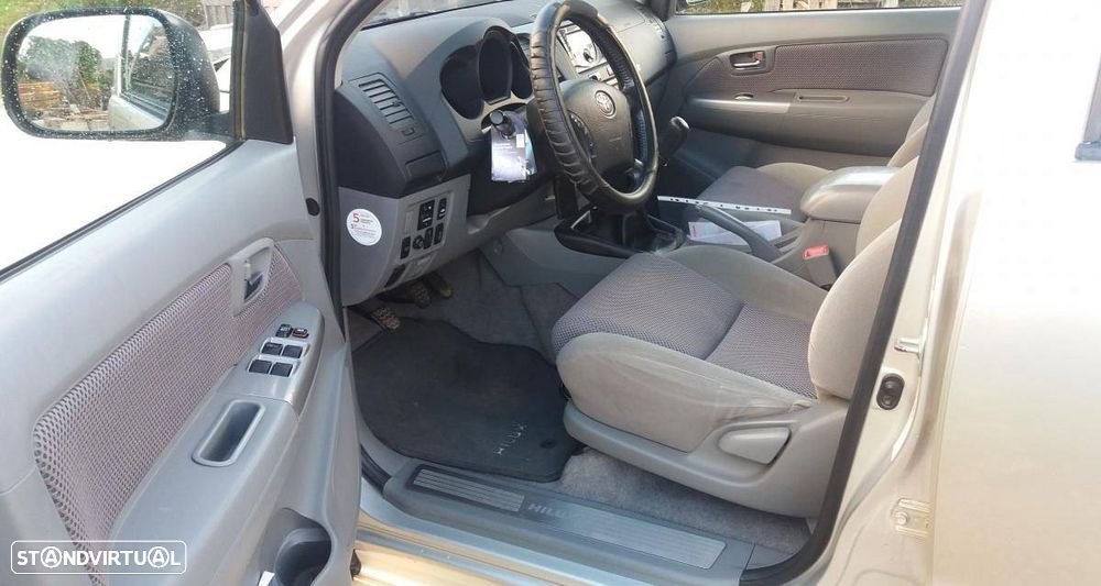 Toyota Hilux 2.5 D-4D 4WD CD - 3