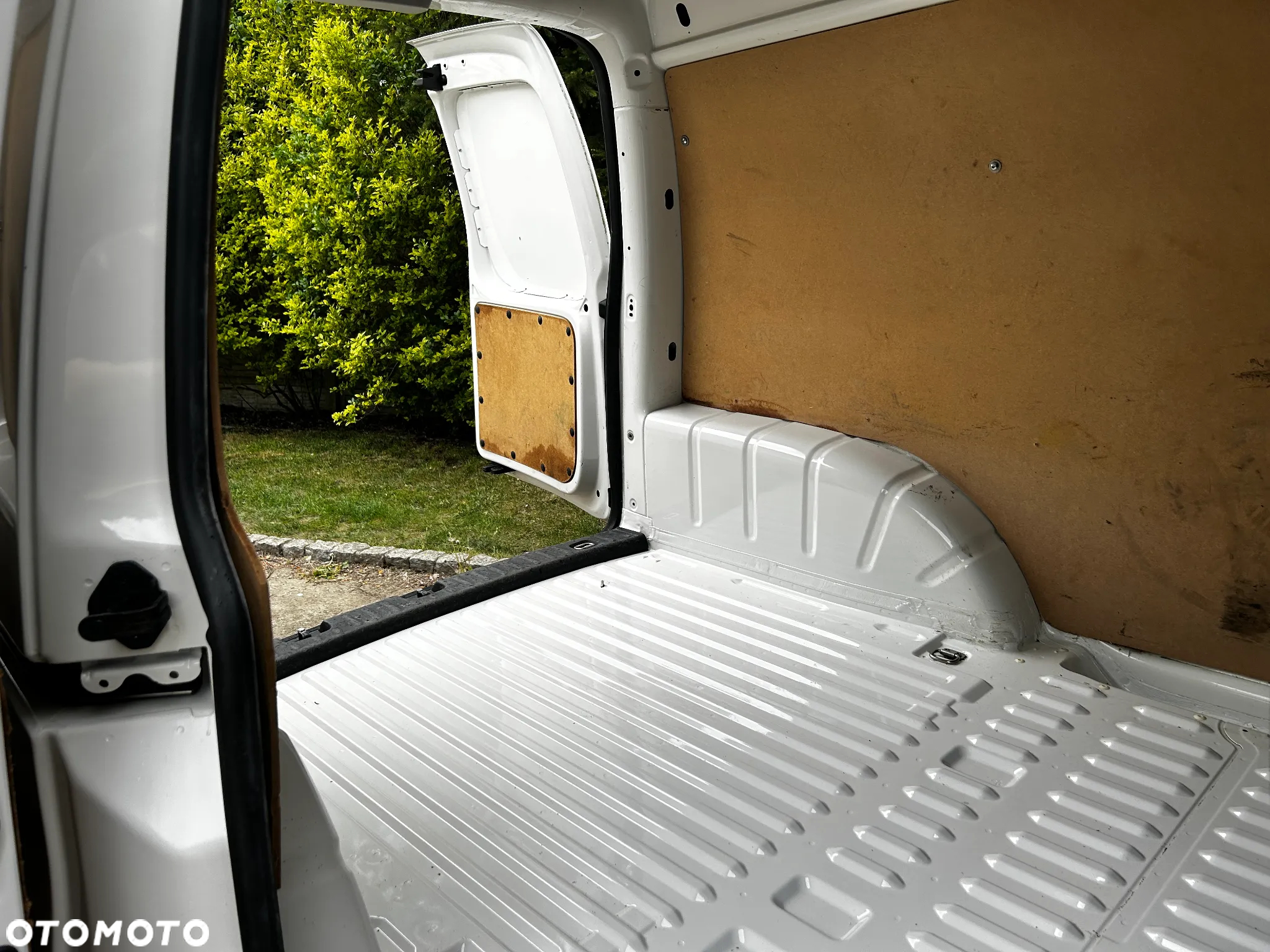 Volkswagen CADDY - 10