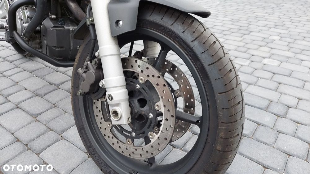 Yamaha MT - 5