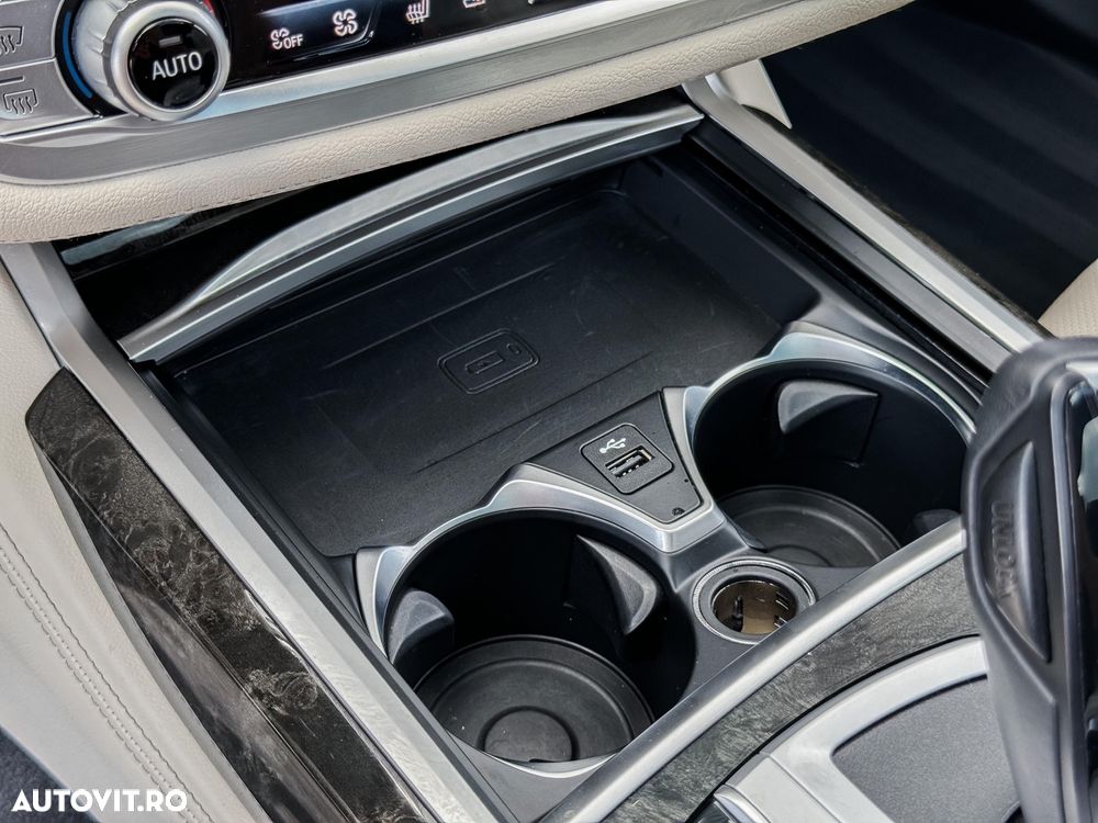 BMW Seria 7 745Le xDrive AT PHEV - 33
