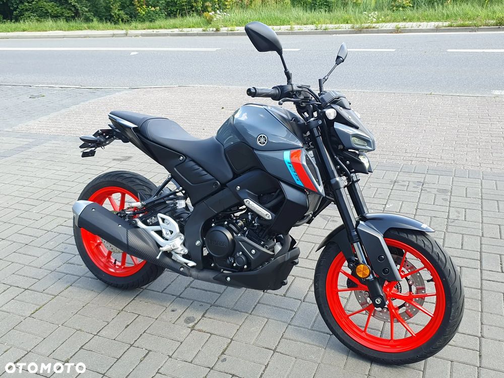 Yamaha MT - 12