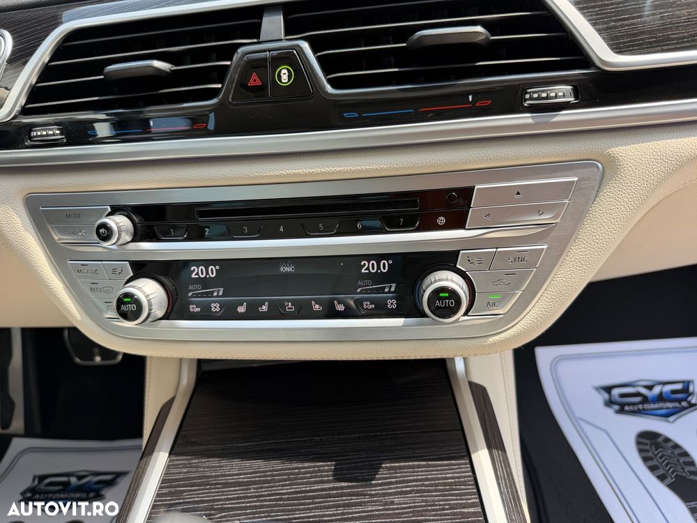 BMW Seria 7 730d xDrive - 15