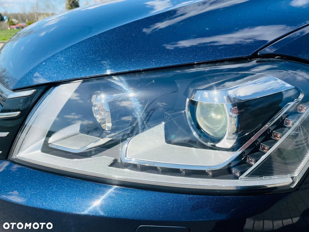 Volkswagen Passat 2.0 TDI DPF DSG Highline - 9