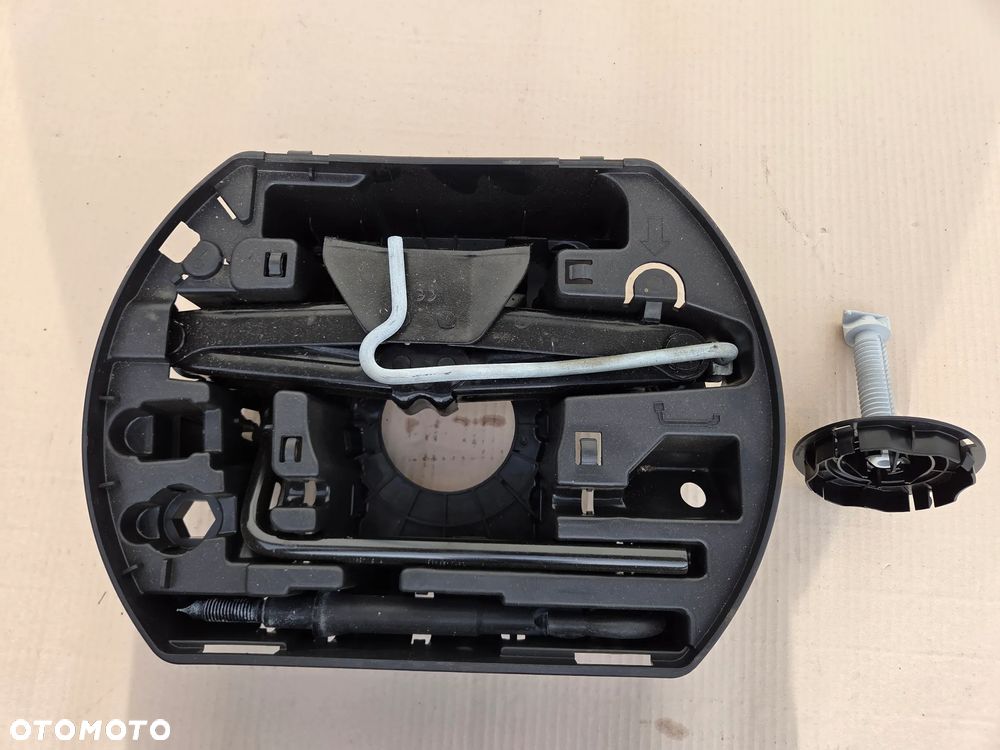 Wkład koła zapasowego Citroen C3 III - 2