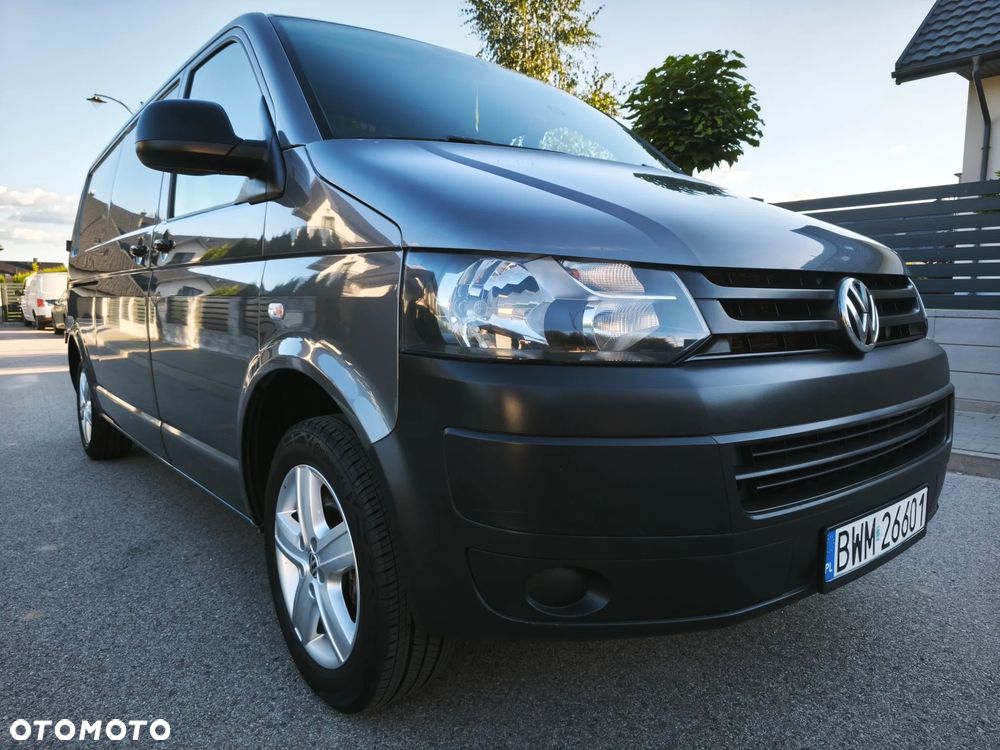 Volkswagen Transporter - 4