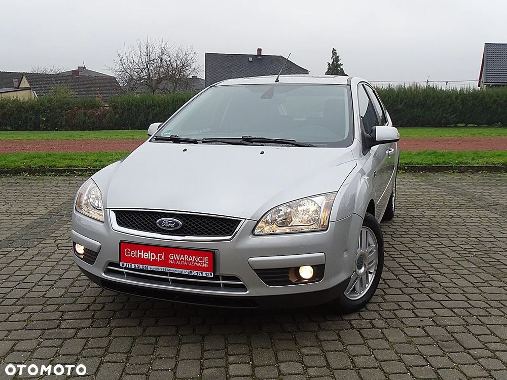 Ford Focus 1.8 FF Ghia - 36