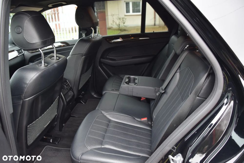 Mercedes-Benz GLE - 21