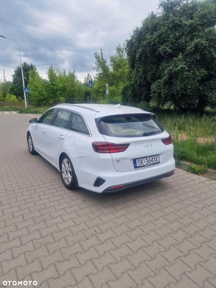 Kia Ceed 1.5 T-GDI M - 4
