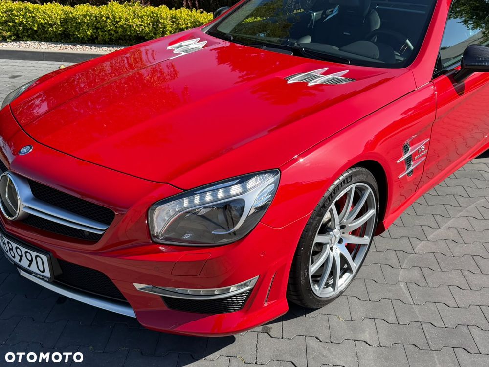 Mercedes-Benz SL 63 AMG AMG Speedshift MCT 7-Gang Sportgetriebe AMG Performance Package - 7