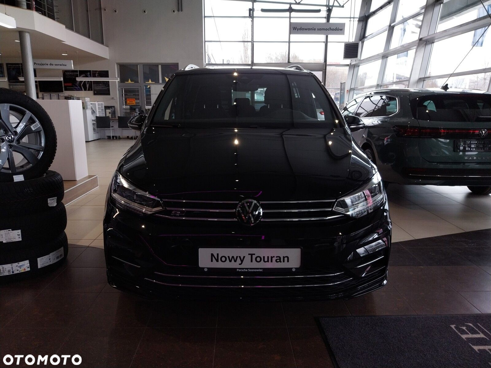 Volkswagen Touran - 3