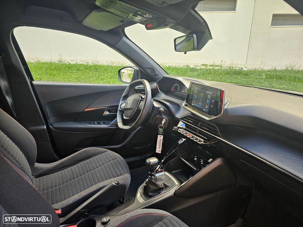 Peugeot 2008 1.2 PureTech Active Pack - 11