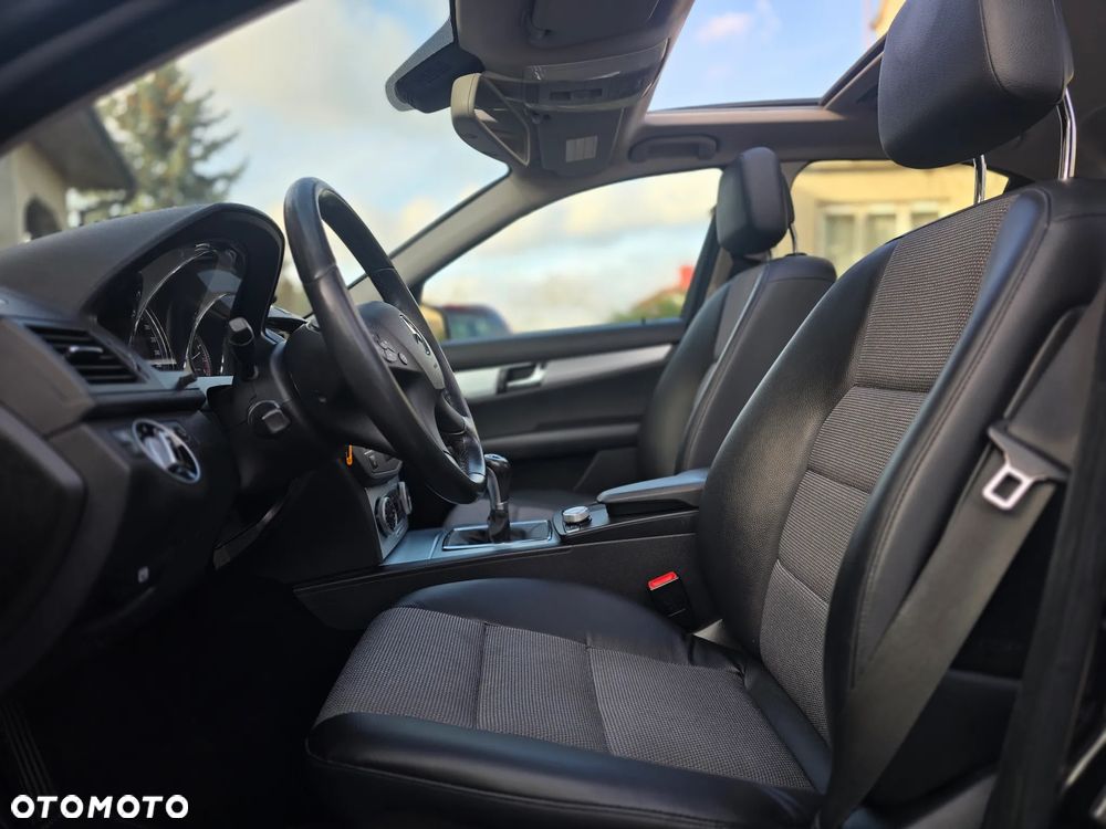 Mercedes-Benz Klasa C - 12