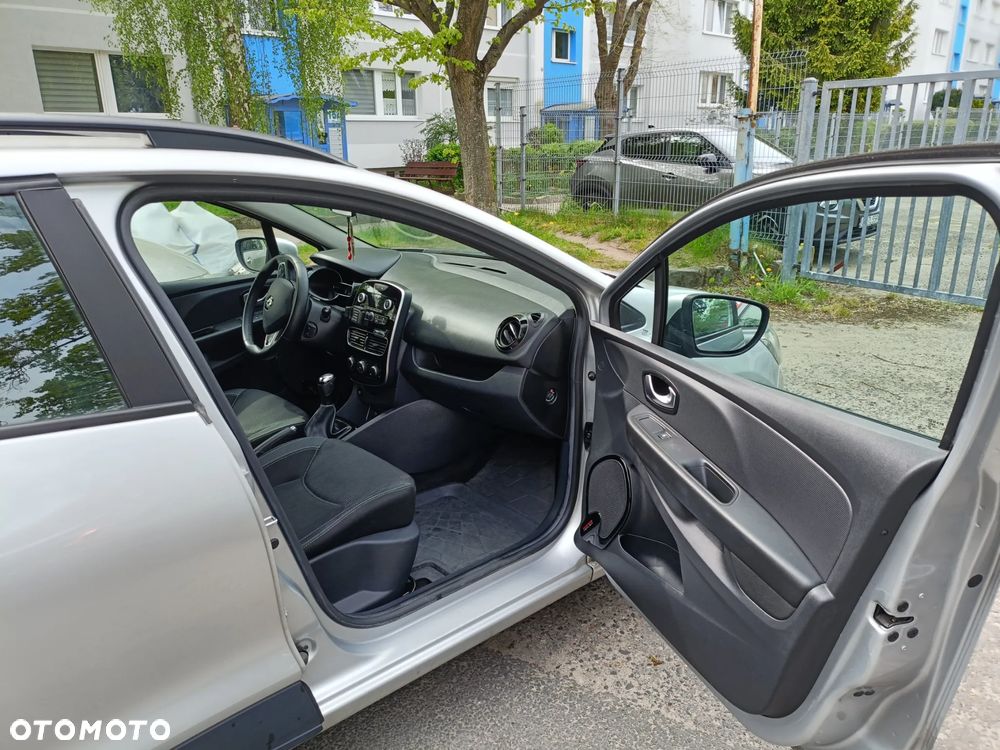 Renault Clio 1.2 16V Alize - 17