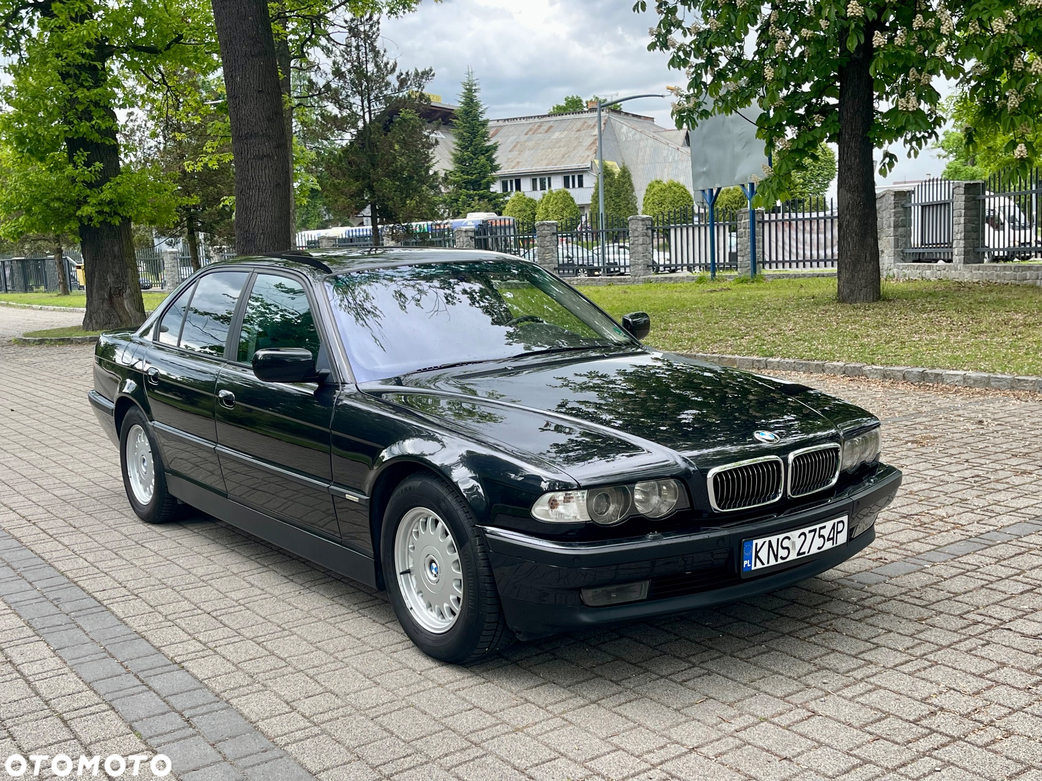 BMW Seria 7 750i - 2