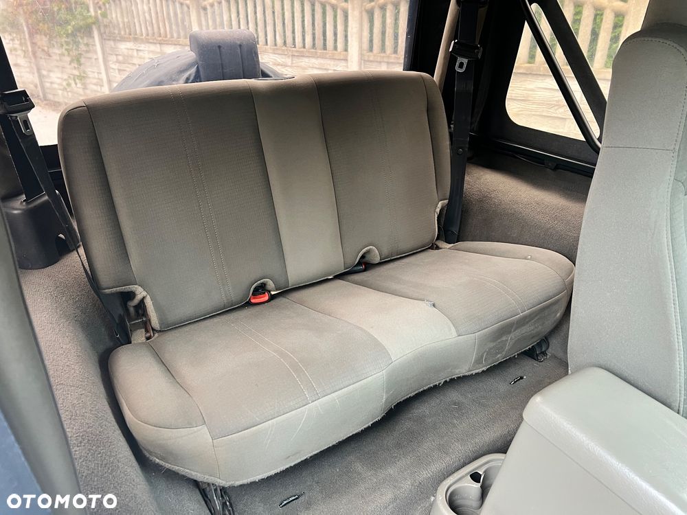 Jeep Wrangler 4.0 Automatik Sahara - 10