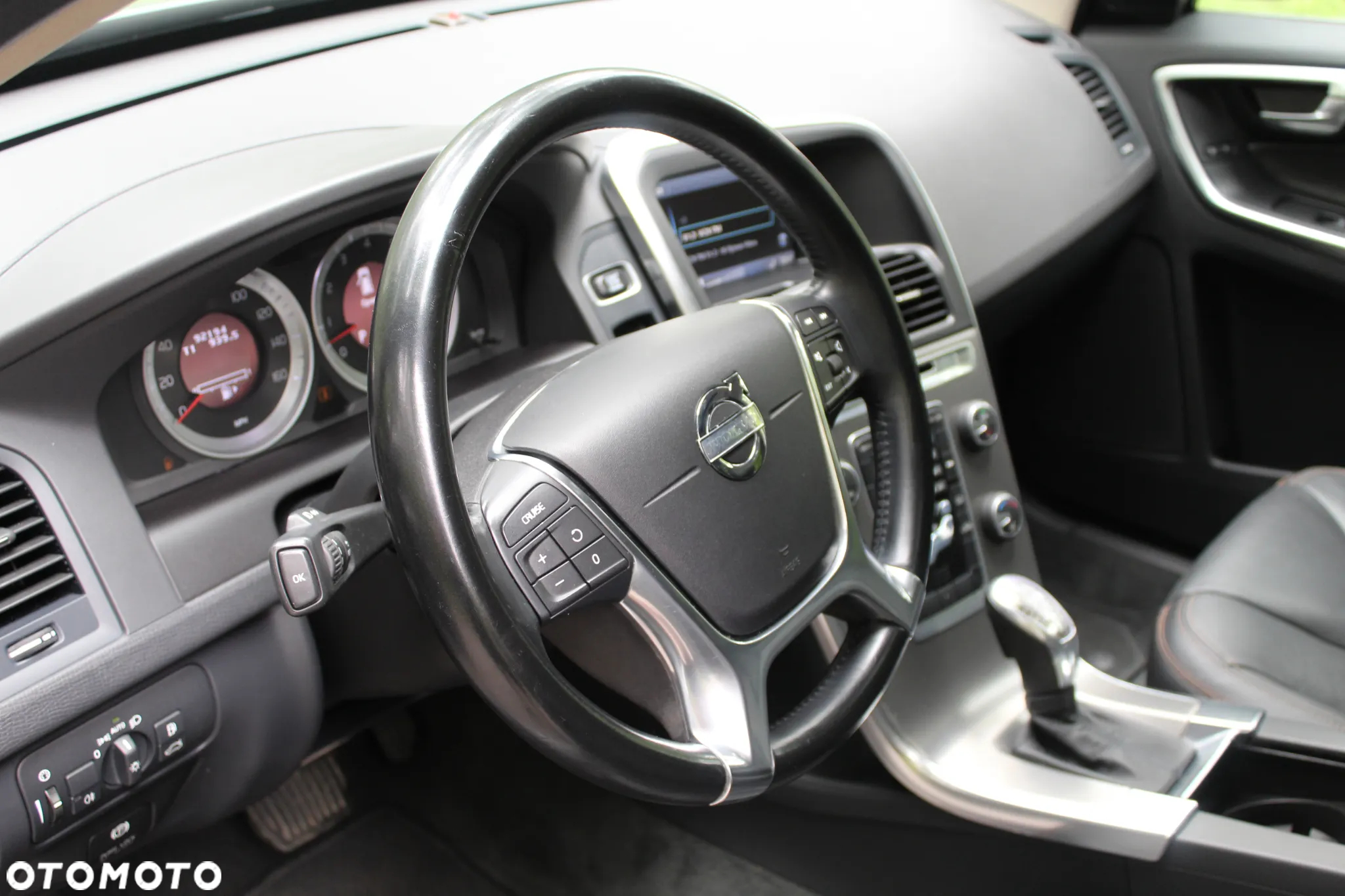 Volvo XC 60 T6 AWD Momentum - 15