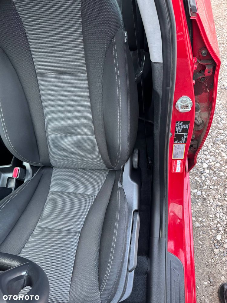 Hyundai i30 - 33