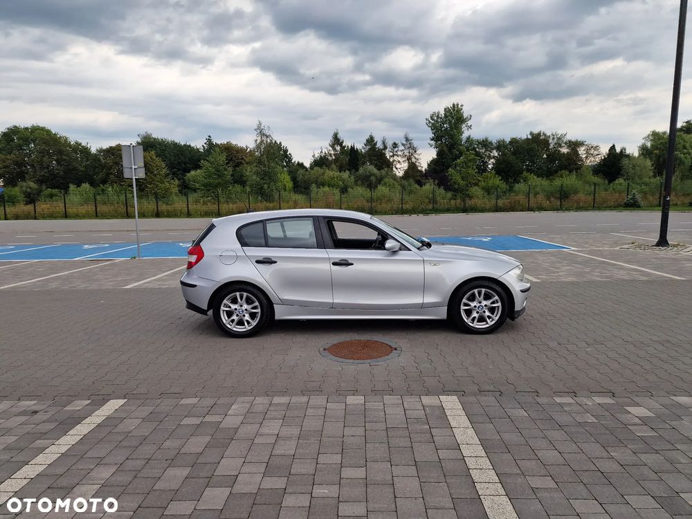 BMW Seria 1 116i - 7