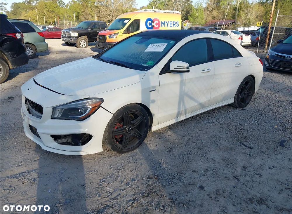 Mercedes-Benz CLA - 1