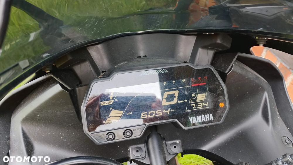 Yamaha YZF - 7