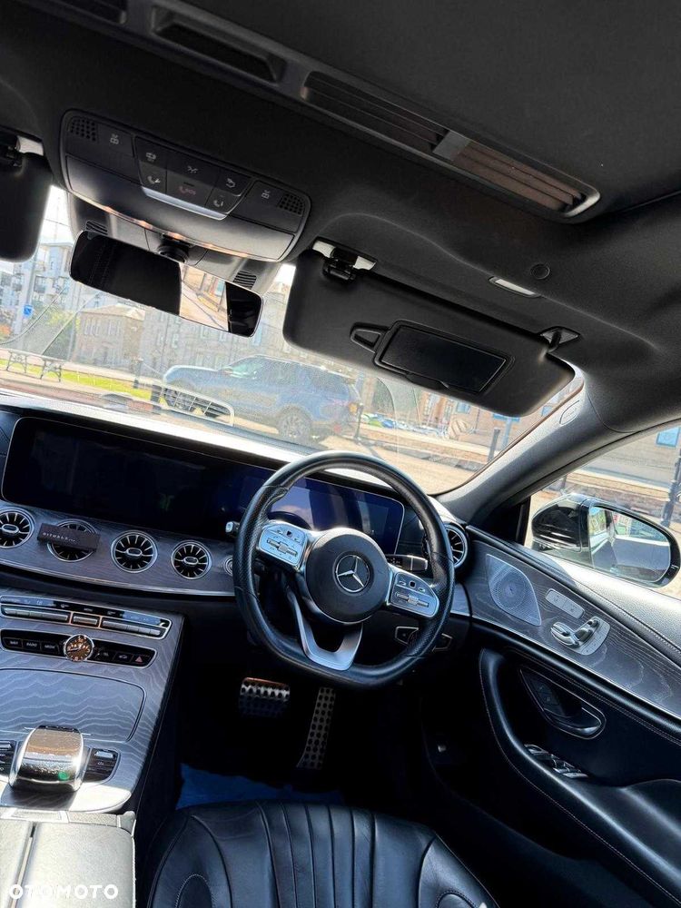 Mercedes-Benz CLS - 6